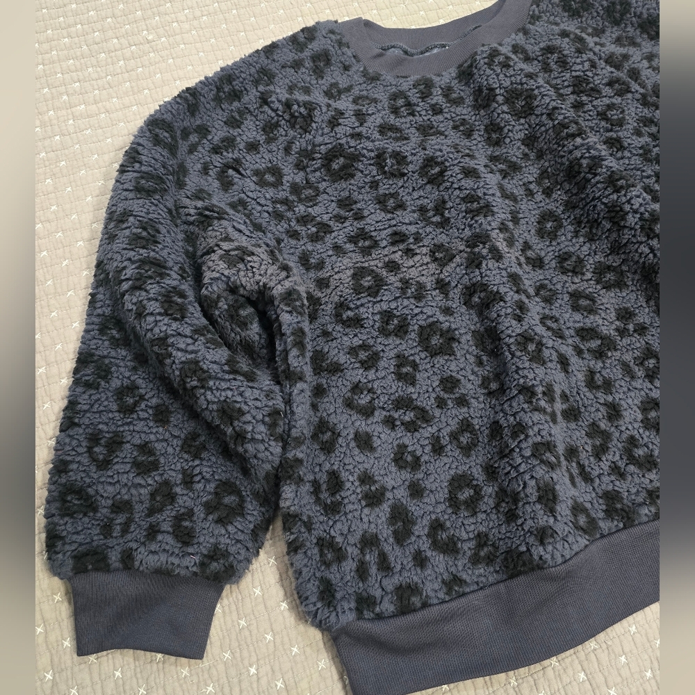 Old Navy Leopard Print Teddybear Pullover Sweater